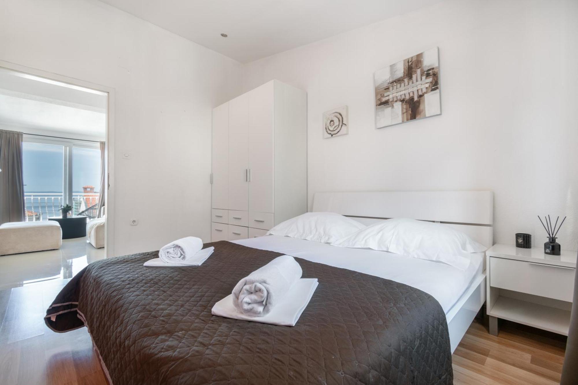 Apartment Makarska City Apartment *